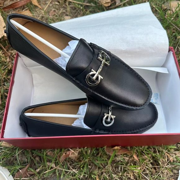 Salvatore Ferragamo Leather Loafers Driving Shoe